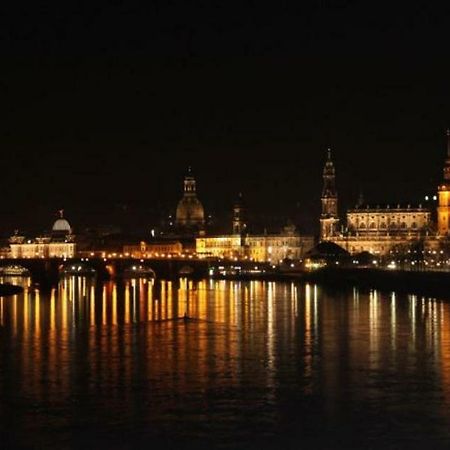 Exklusive Ferienwohnung an der Elbe Dresden Exterior foto